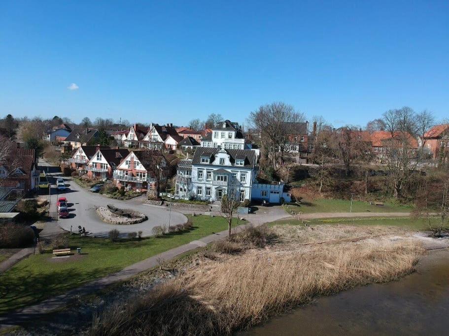 Wohnen Am Seglerhafen Mit Traveblick Im Kontorhaus Viele Extras Daire Lübeck Dış mekan fotoğraf