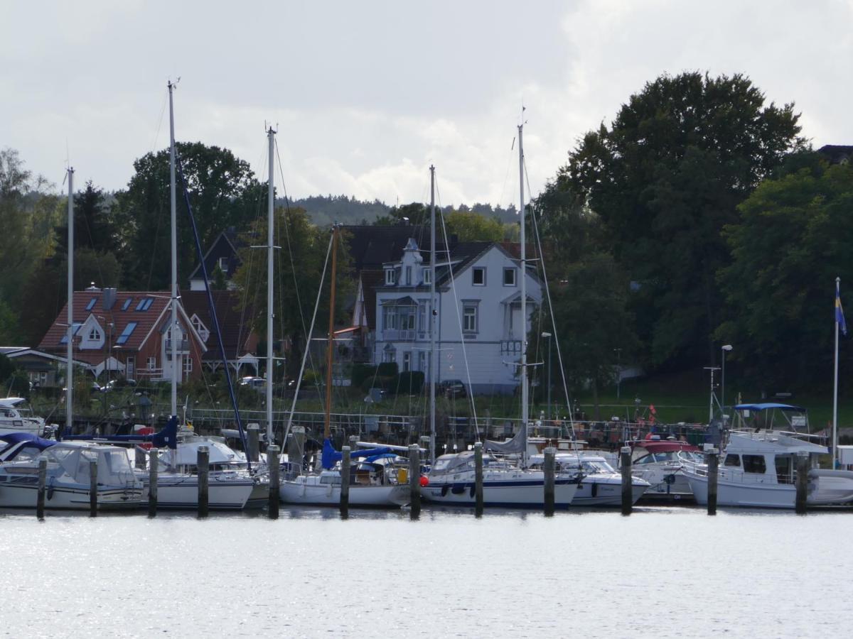 Wohnen Am Seglerhafen Mit Traveblick Im Kontorhaus Viele Extras Daire Lübeck Dış mekan fotoğraf