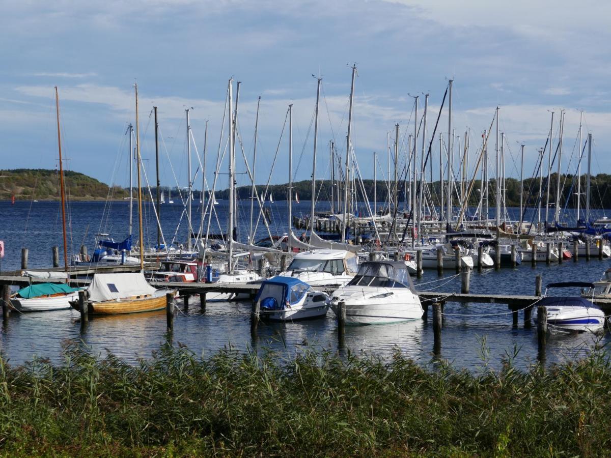 Wohnen Am Seglerhafen Mit Traveblick Im Kontorhaus Viele Extras Daire Lübeck Dış mekan fotoğraf